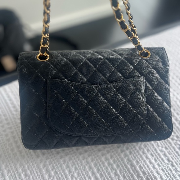 Chanel Classic Double Flap Bag 2.55 Black quilted leather, gold hardware - Picture 5 of 8